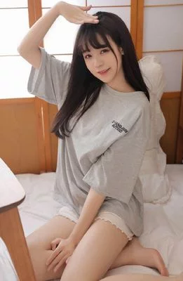 大叔看上女儿的闺蜜韩剧主角是谁